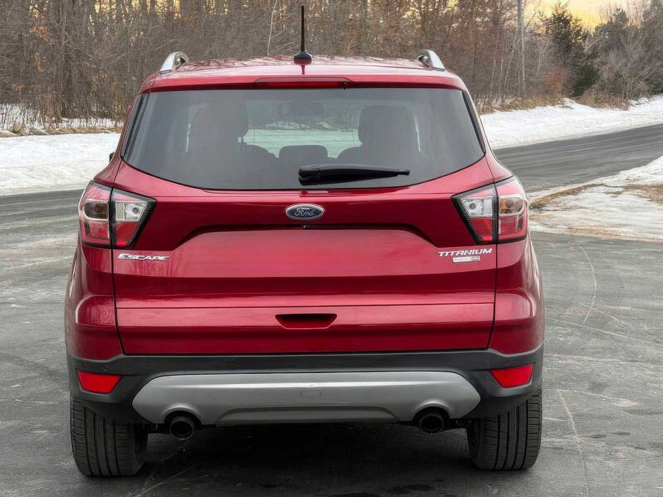 Ford Escape Titanium      2018