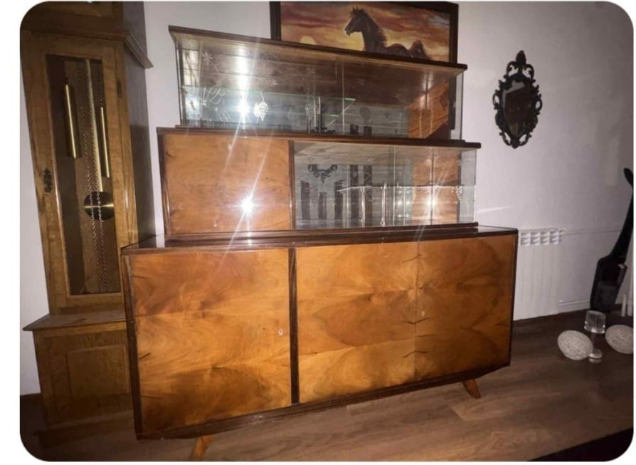 Kredens PRL wysoki połysk