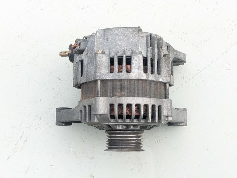 Б/У Генератор Nissan Micra II (K11) 1.0 1.3 1.4 (1992-2003) / 65A