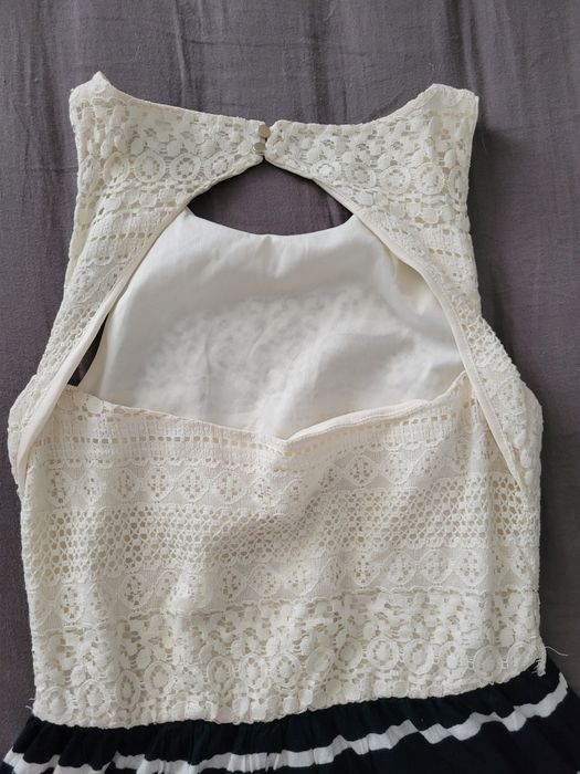 Vestido com renda