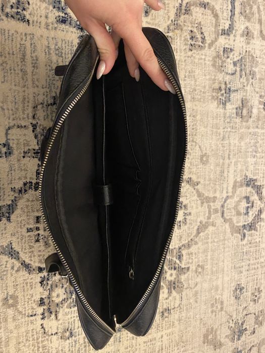 Сумка для ноутбука з натуральної шкіри John Henric Gian