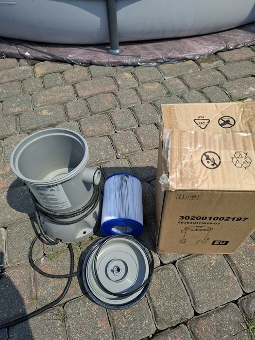 Pompka do basenu Bestway gratis