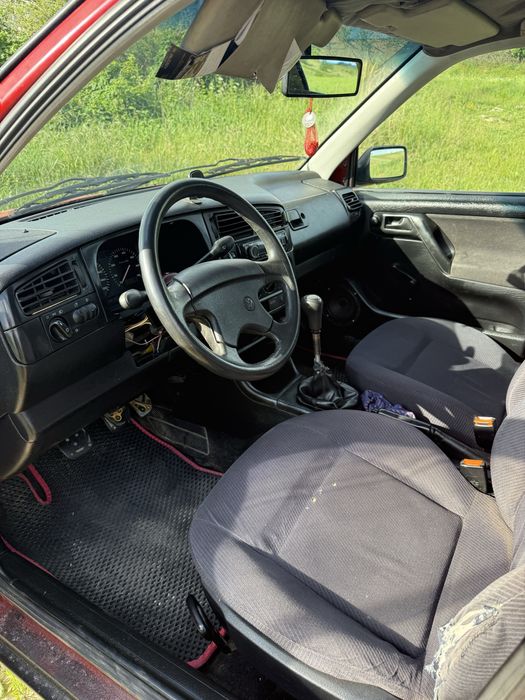 Продам Golf 3 1.4