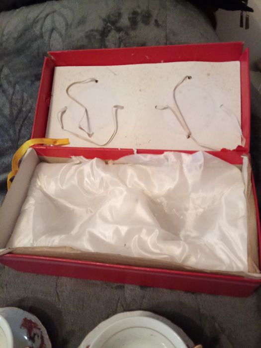 Conj de chávenas antigas.