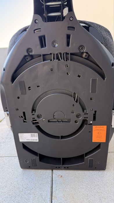 Vendo Cadeira Cybex i size platinium + isofix 360 cybex Z