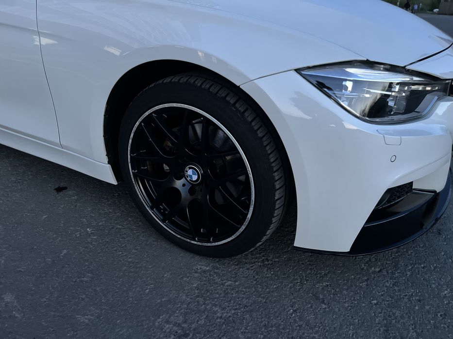 BMW 328i F30 2015 n26