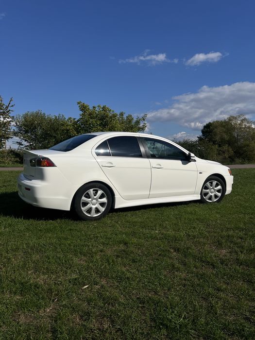 mitsubishi lancer x