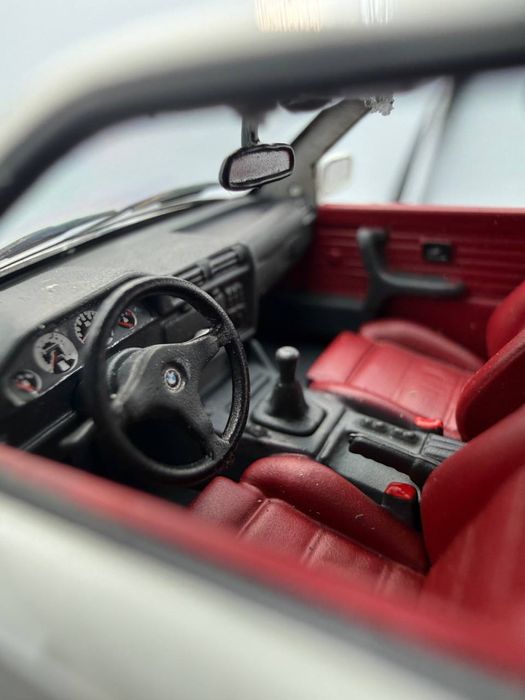 Модель 1:43 BMW M3 E30 Minichamps