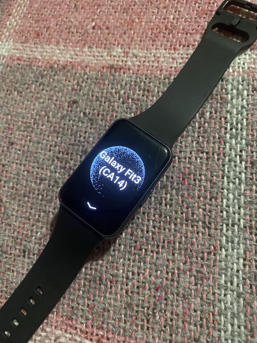 Смарт годинник Samsung Galaxy Fit3