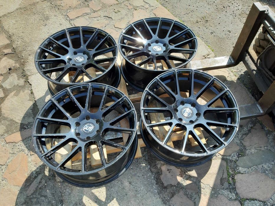 Felga Nissan Titan 22'' komplet