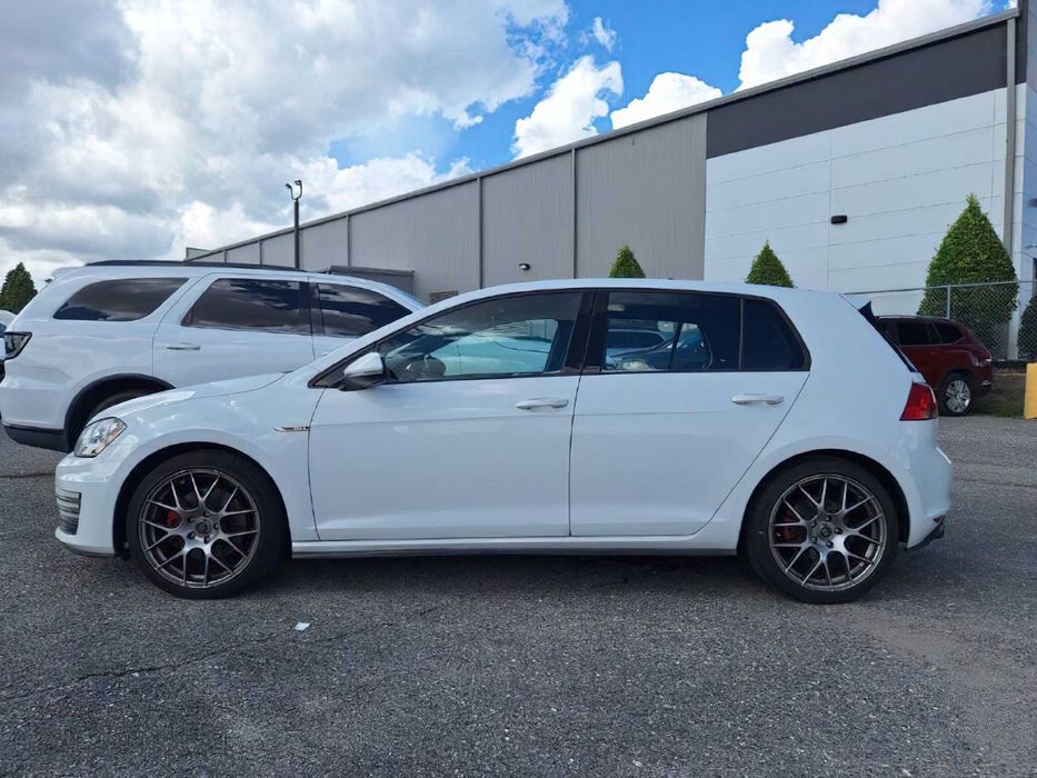 Volkswagen Golf GTI      2016