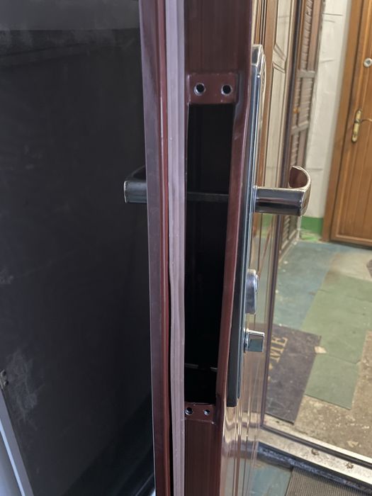 Входная дверь без замка