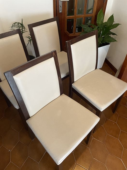 Conjunto de cadeiras