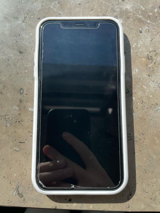 Vendo iPhone 11  128G