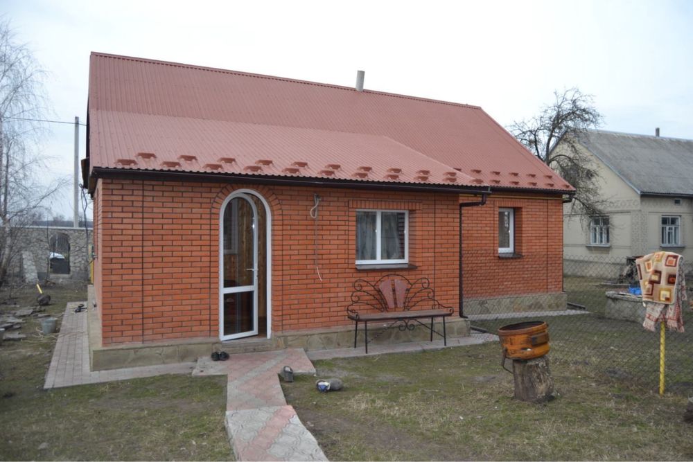 Оренда гостьового будиночка та котеджу біля Лаври Подобово