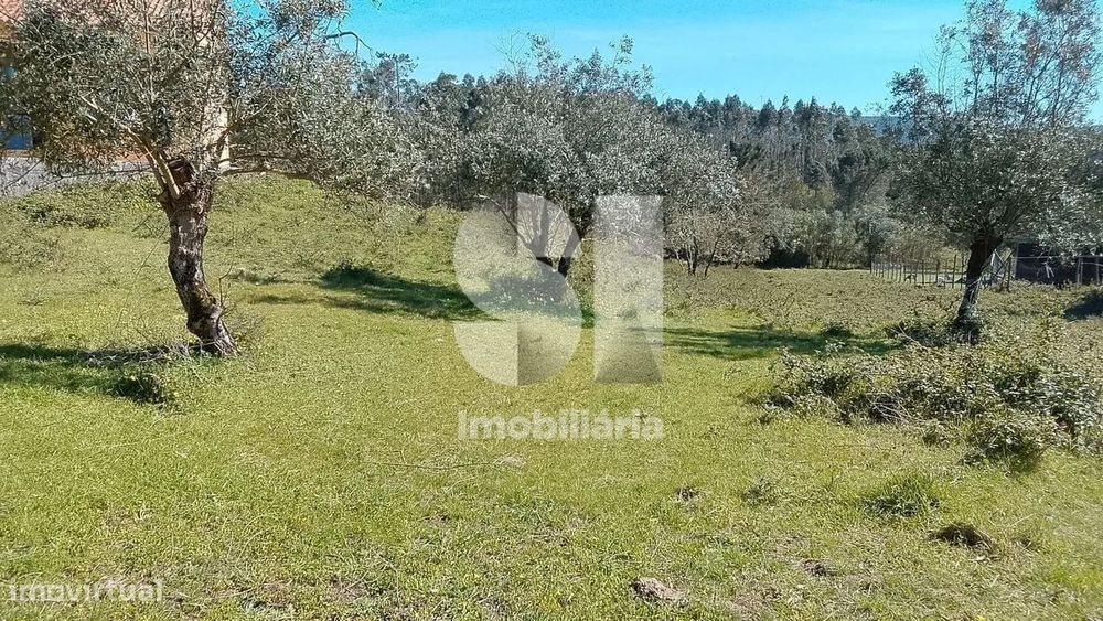 Terreno urbano para construção
