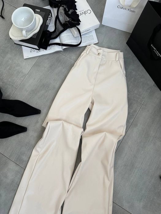 Жіночі шкіряні штани якісні на замші ( з легким утепленням )