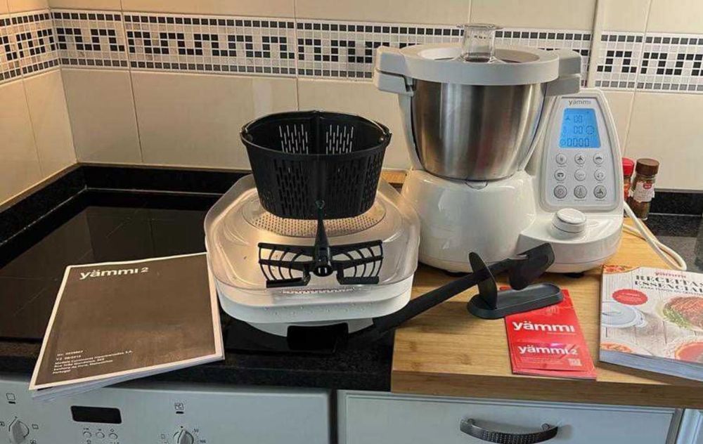 Yammi 2 XL  Nova com livro de receitas