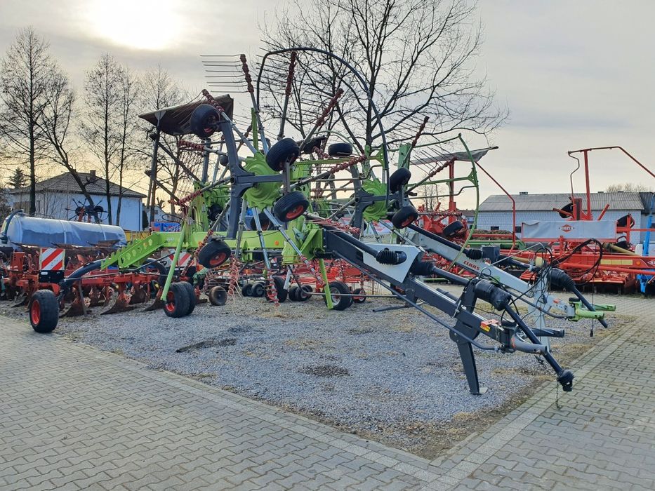 Zgrabiarka dwu-karuzelowa Claas Liner 1700 rok produkcji 2017