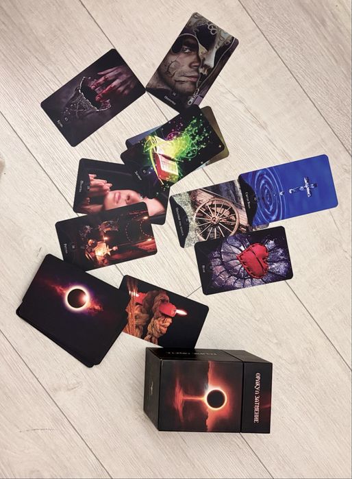 Продам карты таро новые и б/у в идеальном состоянии