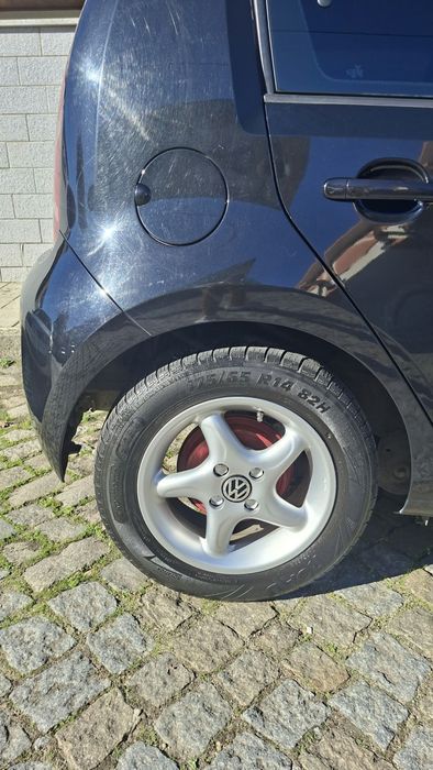 Volkswagen Up bluemotion — photo 3