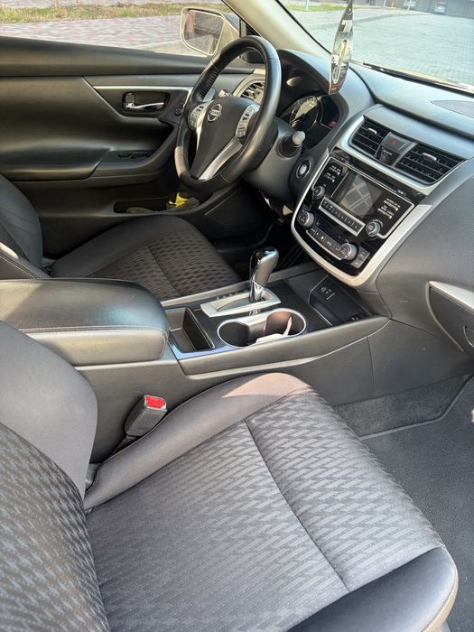 Продам Nissan Altima 2018