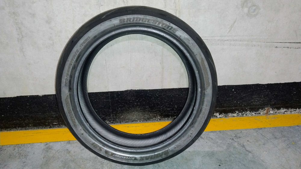 Opony motocyklowe Bridgestone Battlax S21 120/70 17, 180/55 17