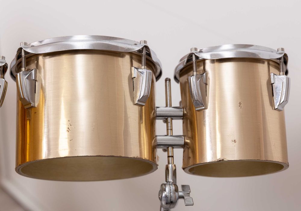 Tomy - bębny - AMATI 6" i 8" oraz 10" i 12" oraz dwa statywy  OKAZJA !