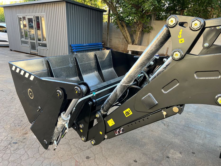 Быстросъёмный погрузчик КУН-1800 на трактор МТЗ ЮМЗ Т-40 с ковшом 1 м3