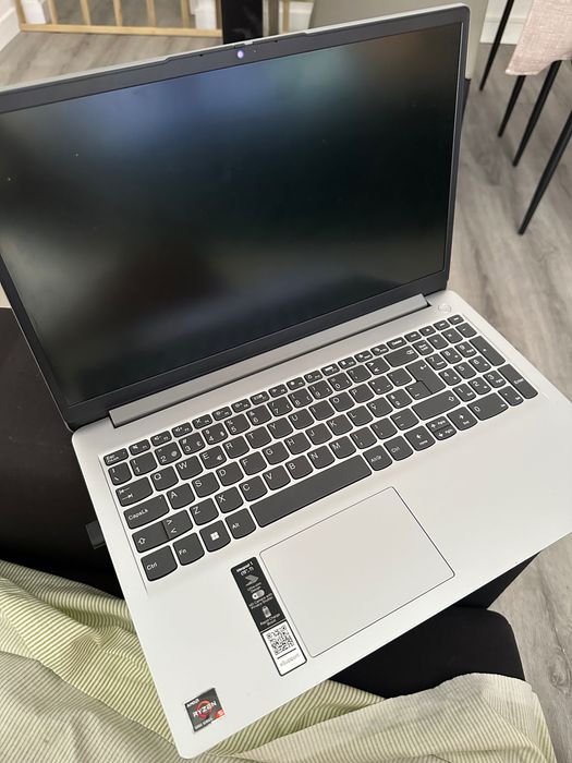Lenovo IdeaPad 1 15ALC7