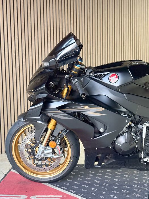 Honda CBR1000RR-R SP