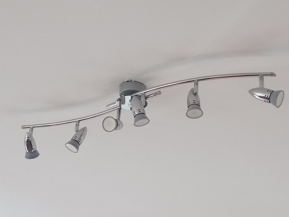 Candeeiros como novos..425604549098885120