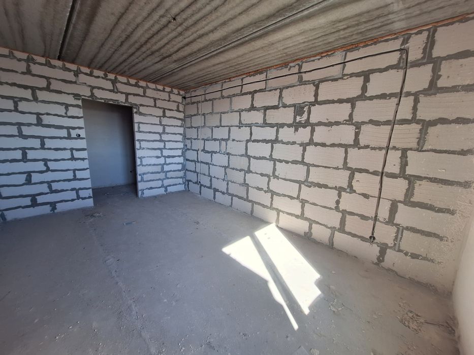 2ка, центр, Симфония 80кв. - 72000д. (і1