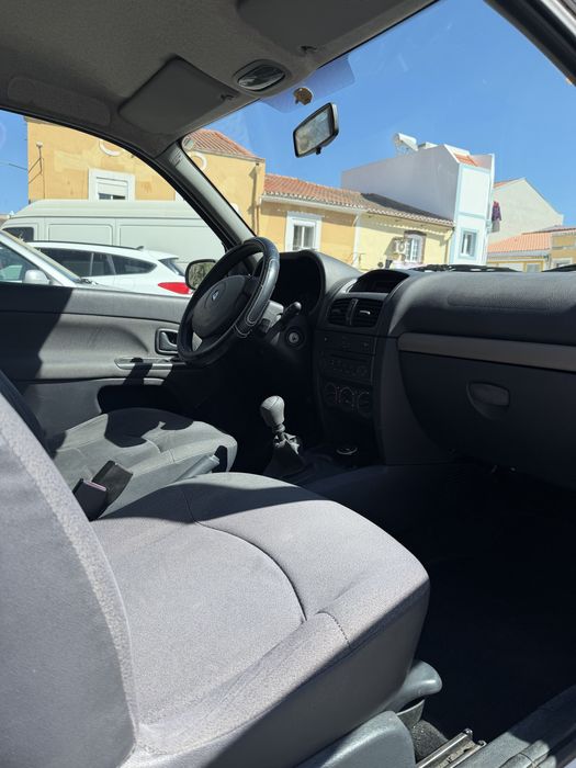 Renault clio comercial 1.5 diesel
