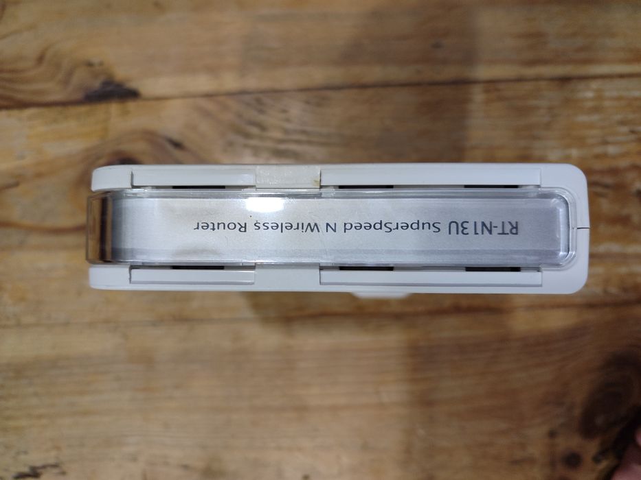 Маршрутизатор Asus RT-N13U