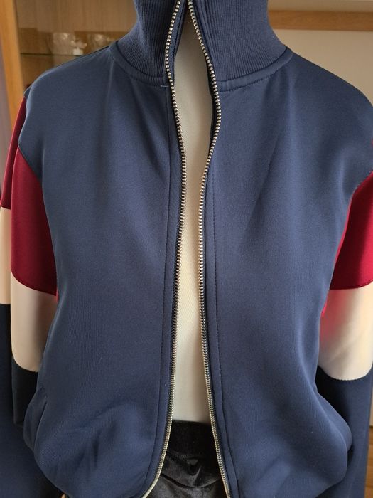 Bluza sportowa bershka