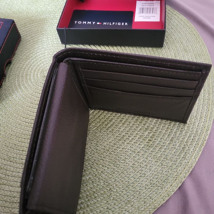 Elegancki portfel Tommy  Hilfiger. Skóra. Nowy