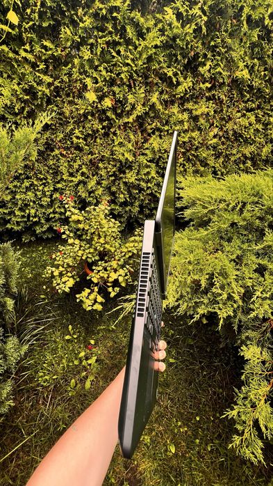 Dell Latitude E5570 i5-6200U 8ГБ DDR4 SSD 128 ГБ