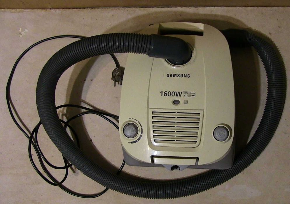 Пылесос Samsung SC4141 1600W с Регулировкой Мощности. Сделано в Корее