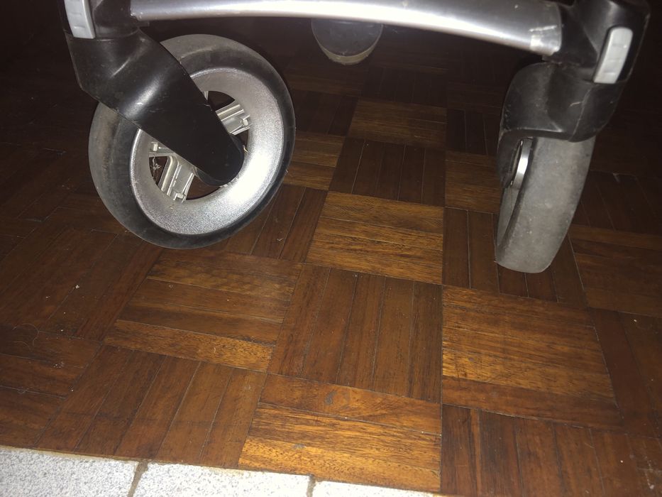Carrinho bebé quinny + ovo besafe