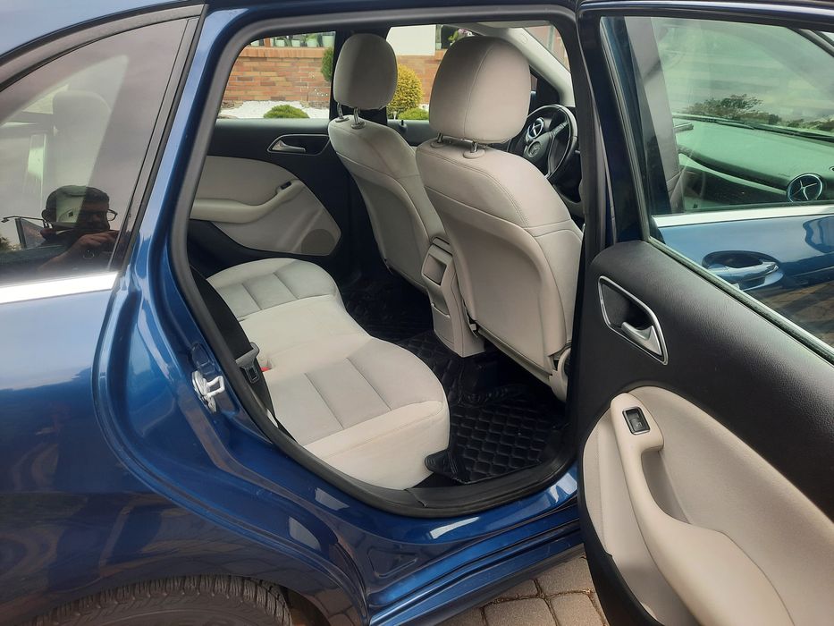 Mercedes B-180 CDI 2012 r.