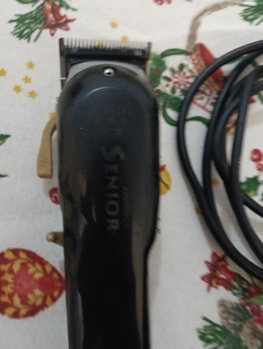 Maquina  de corta cabelo etc ..