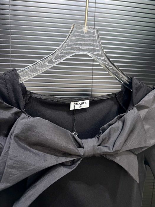 CHANEL Koszulka z krótkim rękawem, bluza (29)