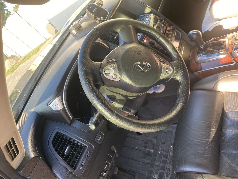 Кроссовер Infinity fx 50s