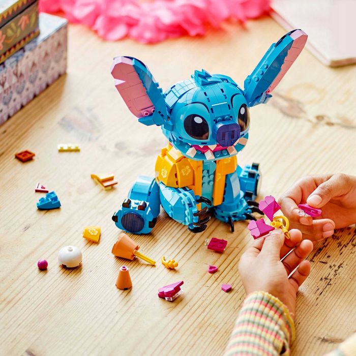 LEGO Disney 43249 Stitch – model 730 klocków, ruchome uszy i głowa