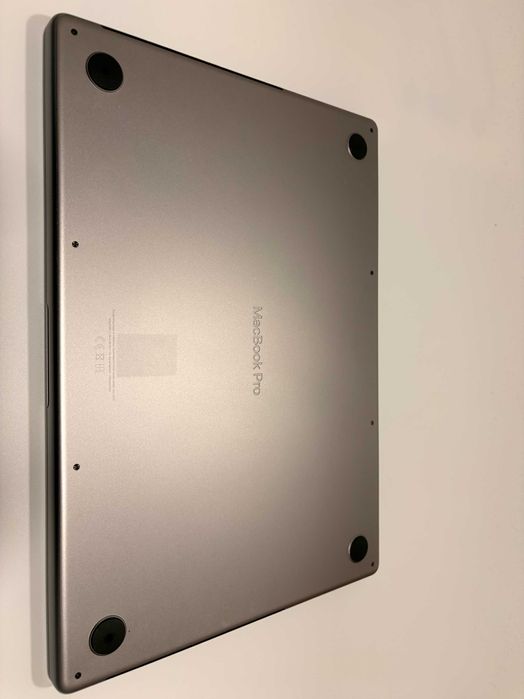 Apple MacBook Pro 16" M1 Pro 32GB RAM/512GB SSD/Space Gray