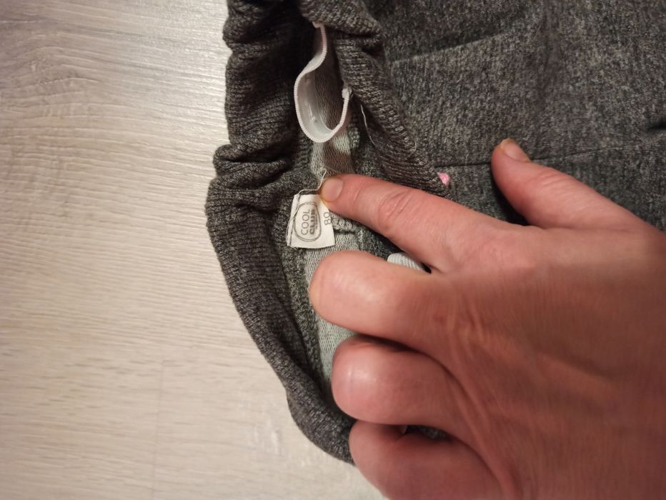 Sprzedam spodnie dresowe r. 74 i 80