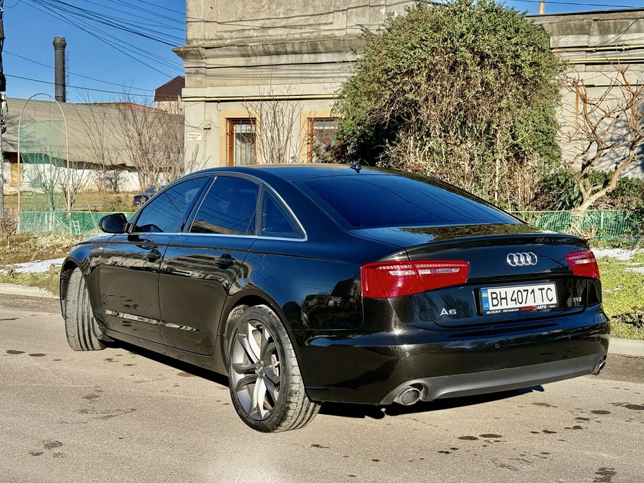 Audi A6 c7 S-line идеал ! официал,родная краска,без дтп!возможен обмен