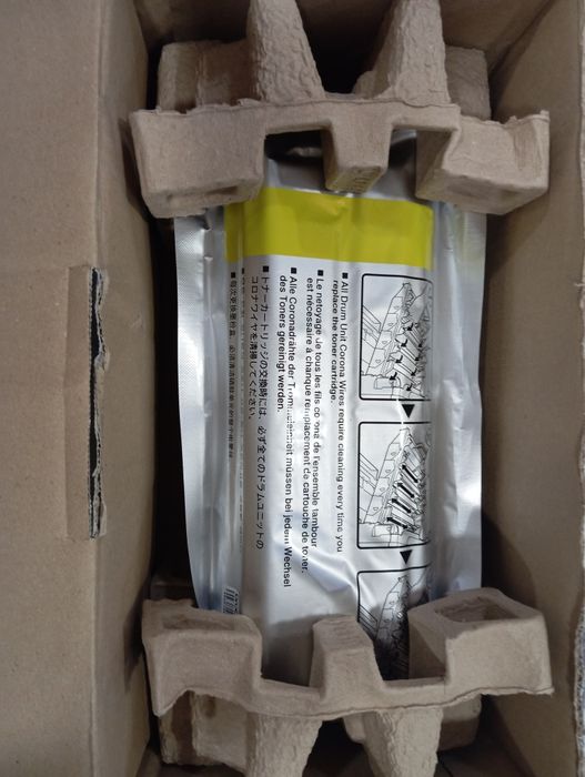 Картридж Brother TN-135Y