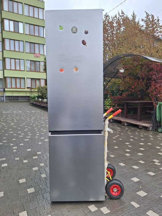 Холодильник samsung 2м noFrost wifi 25рік